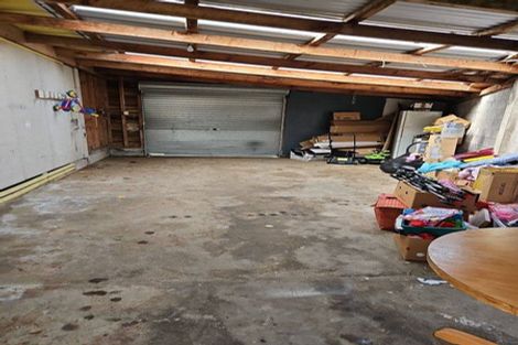 Photo of property in 206 Tukapa Street, Westown, New Plymouth, 4310