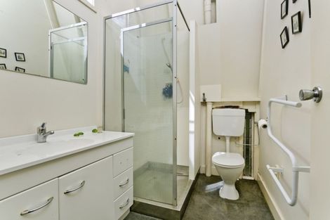 Photo of property in 50 Girrahween Drive, Totara Vale, Auckland, 0629