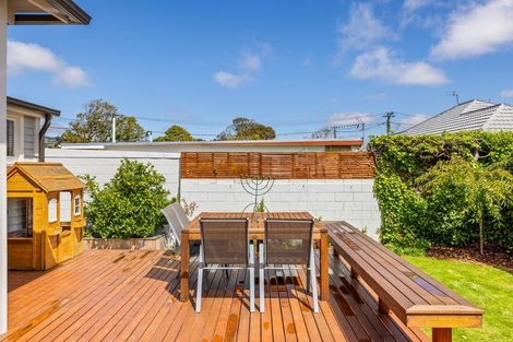 Photo of property in 36 Ngaio Street, Saint Martins, Christchurch, 8022