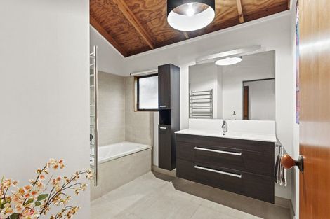 Photo of property in 11 Lascelles Drive, Dairy Flat, Albany, 0794