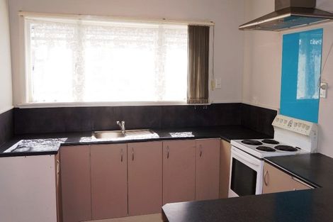 Photo of property in 25 Collins Road, Melville, Hamilton, 3206