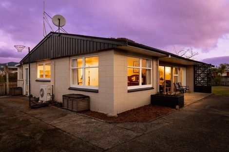 Photo of property in 53 Toru Road, Paraparaumu Beach, Paraparaumu, 5032