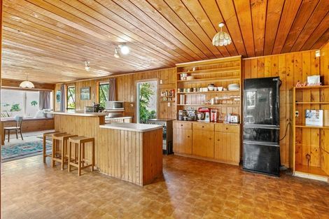 Photo of property in 1939 South Road, Pitone, New Plymouth, 4374