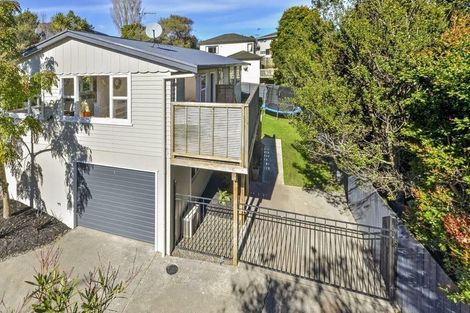 Photo of property in 2/14 Selwyn Crescent, Forrest Hill, Auckland, 0620