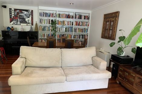 Photo of property in 7 Wilton Road, Wadestown, Wellington, 6012