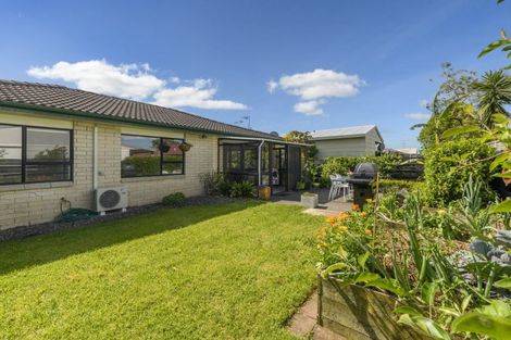 Photo of property in 49a Queen Road, Bellevue, Tauranga, 3110