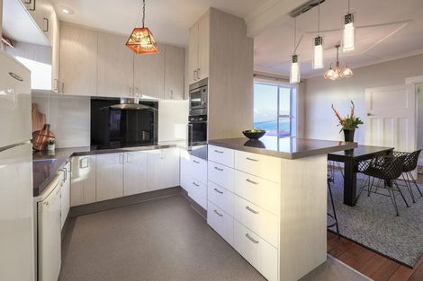 Photo of property in 90 Middleton Road, Kew, Dunedin, 9012