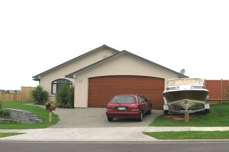 Photo of property in 47 Richfield Crescent, Westgate, Auckland, 0614