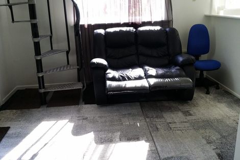 Photo of property in 75 Todman Street, Brooklyn, Wellington, 6021