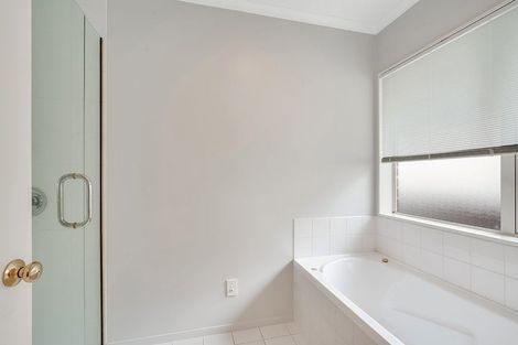 Photo of property in 9 Aloma Way, Glenview, Hamilton, 3206