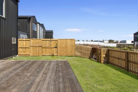 Photo of property in 4 Selkirk Lane, Hamilton Lake, Hamilton, 3204