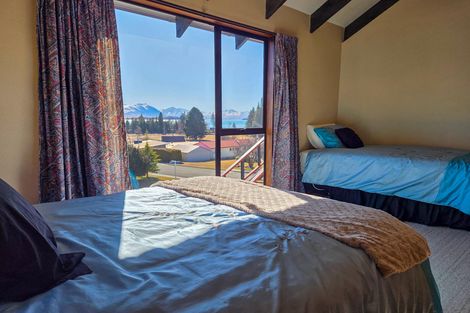 Photo of property in 10 Hamilton Drive, Lake Tekapo, 7999
