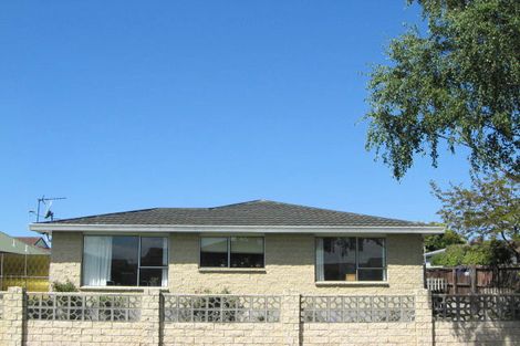 Photo of property in 36a Chipping Lane, Redwood, Christchurch, 8051