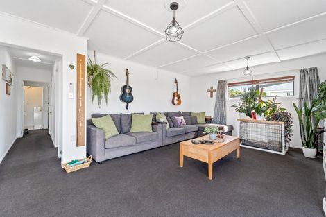 Photo of property in 2/930 Whangaparaoa Road, Manly, Whangaparaoa, 0930
