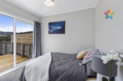 Photo of property in 15a Pencarrow Crescent, Wainuiomata, Lower Hutt, 5014