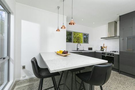 Photo of property in 106 Sanders Road, Paremoremo, Albany, 0793