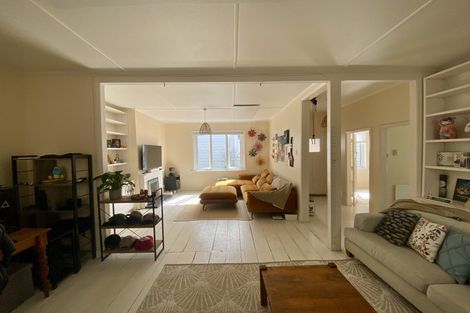 Photo of property in 6 Barton Terrace, Thorndon, Wellington, 6011