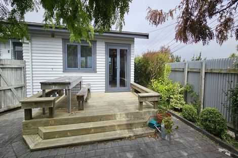 Photo of property in 69 Te Hatepe Avenue, Taupo, 3330