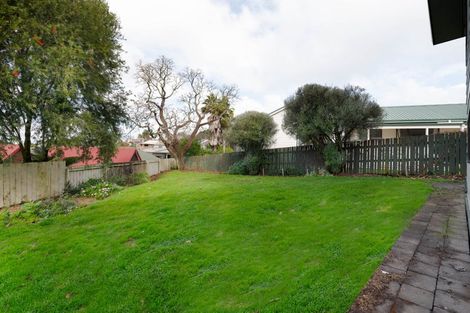 Photo of property in 17 Houhere Place, Pukete, Hamilton, 3200