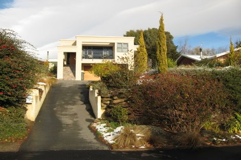 Photo of property in 14 Kamaka Crescent, Bridge Hill, Alexandra, 9320