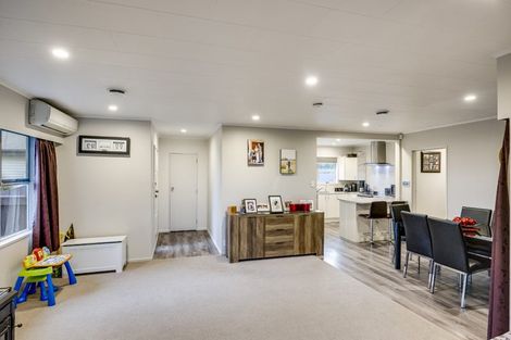 Photo of property in 36 Coventry Avenue, Tamatea, Napier, 4112