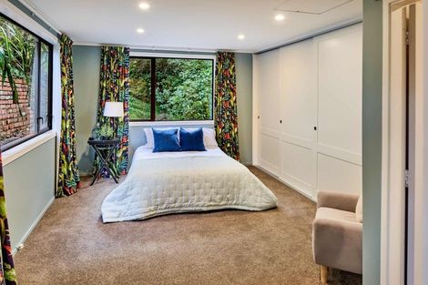 Photo of property in 190 Paremata Road, Paremata, Porirua, 5024