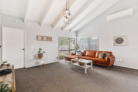 Photo of property in 1/436 Great South Road, Opaheke, Papakura, 2113