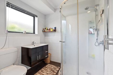 Photo of property in 31 Corinth Grove, Papamoa Beach, Papamoa, 3118