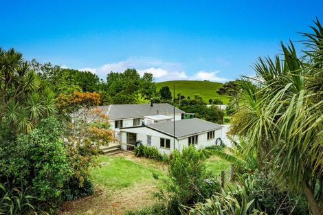 Photo of property in 3265 South Head Road, South Head, Helensville, 0874