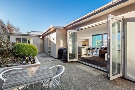 Photo of property in 74 Panorama Terrace, Queenstown, 9300