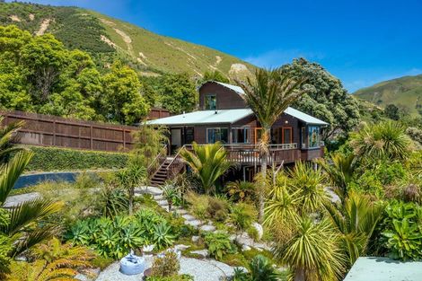 Photo of property in 700 Cable Bay Road, Cable Bay, Nelson, 7071