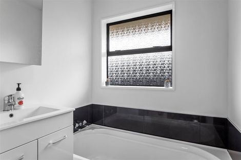 Photo of property in 1/276 Pine Avenue, South New Brighton, Christchurch, 8062