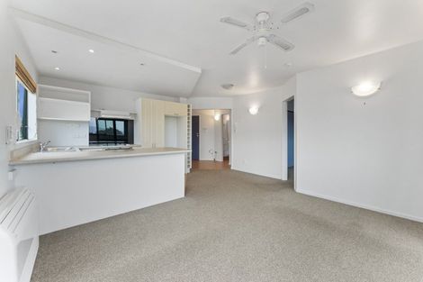 Photo of property in 1e/25 Maclean Street, Paraparaumu Beach, Paraparaumu, 5032