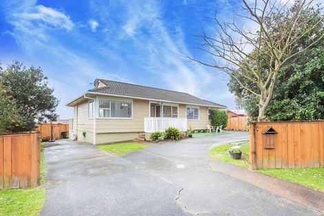Photo of property in 11 Denver Avenue, Sunnyvale, Auckland, 0612
