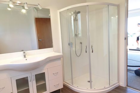 Photo of property in 56 Marellen Drive, Red Beach, 0932