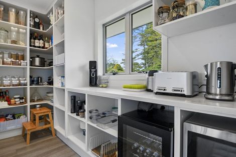 Photo of property in 90 Mcentee Road, Waitakere, Auckland, 0816