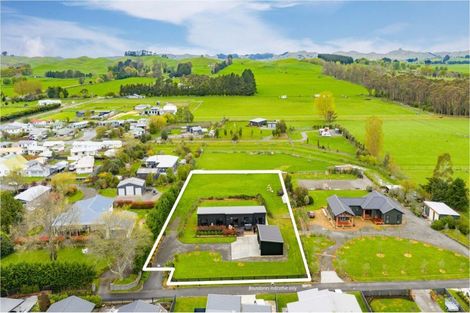Photo of property in 4 Arabella Way, Waipukurau, 4200
