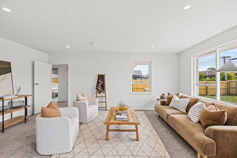 Photo of property in 452a Bower Avenue, Parklands, Christchurch, 8083