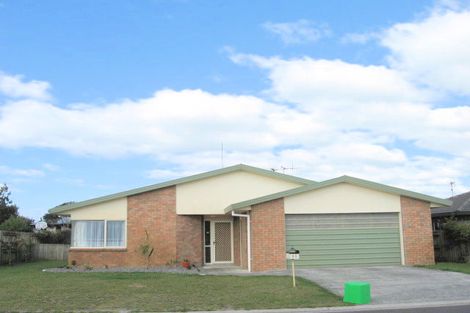 Photo of property in 53 Kane Road, Papamoa Beach, Papamoa, 3118