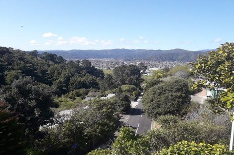 Photo of property in 32 City View Grove, Harbour View, Lower Hutt, 5010