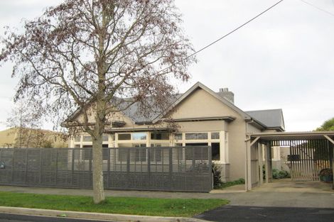 Photo of property in 15 Hobson Street, Saint Clair, Dunedin, 9012