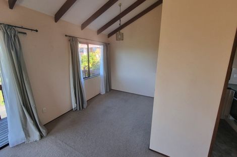 Photo of property in 3 Malters Place, Browns Bay, Auckland, 0630