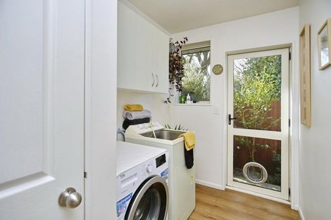 Photo of property in 2/50 Dunedin Street, Redwood, Christchurch, 8051