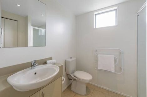 Photo of property in 3 Opito Way, East Tamaki, Auckland, 2013