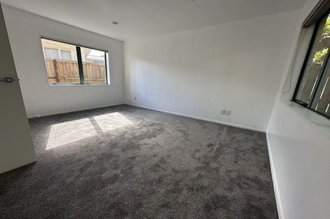 Photo of property in 7a Clematis Avenue, Murrays Bay, Auckland, 0630