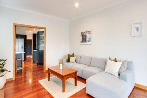 Photo of property in 215 Park Road North, Parkvale, Hastings, 4122
