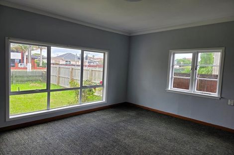 Photo of property in 137 Puhinui Road, Papatoetoe, Auckland, 2104