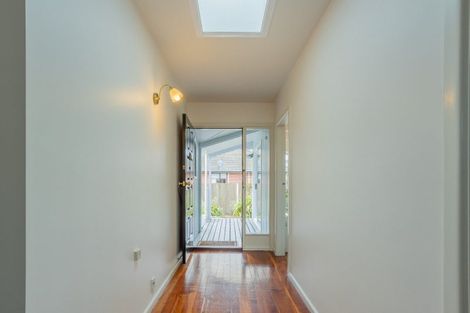Photo of property in 136 Wakefield Avenue, Sumner, Christchurch, 8081
