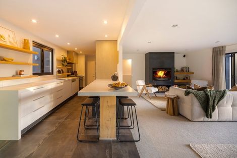 Photo of property in 17 Mooney Road, Speargrass Flat, Queenstown, 9371