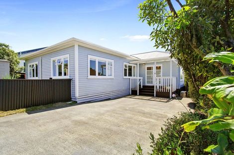 Photo of property in 3 Mako View, Titahi Bay, Porirua, 5022